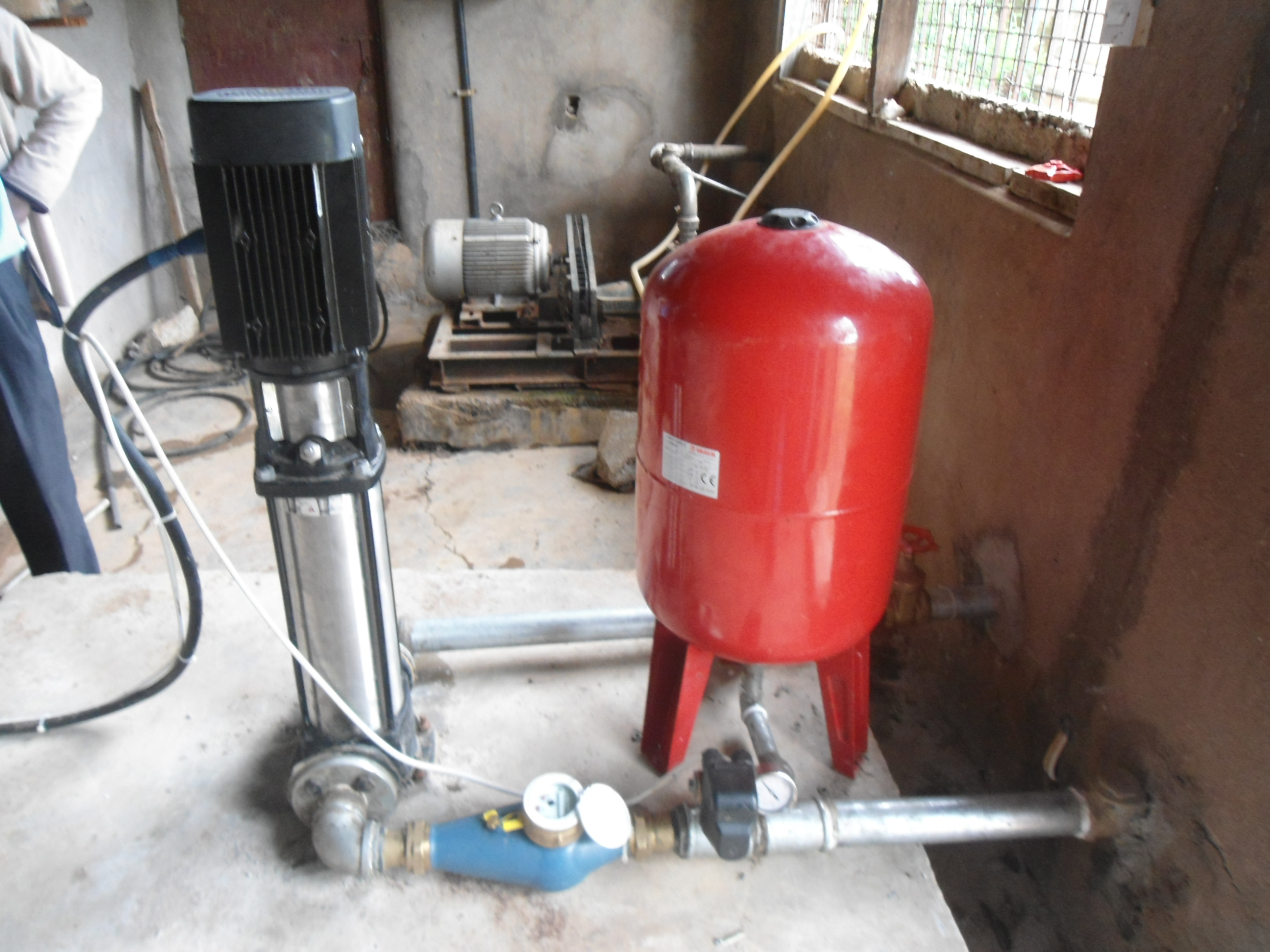 Booster Pumps with Pressure Tank